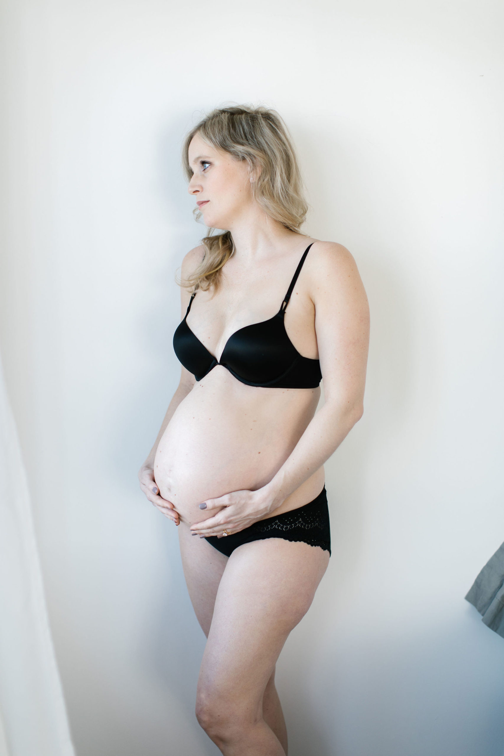 Chicago boudoir photographer Boudoir By Elle captures simple maternity photo shoot and this unique time of my life